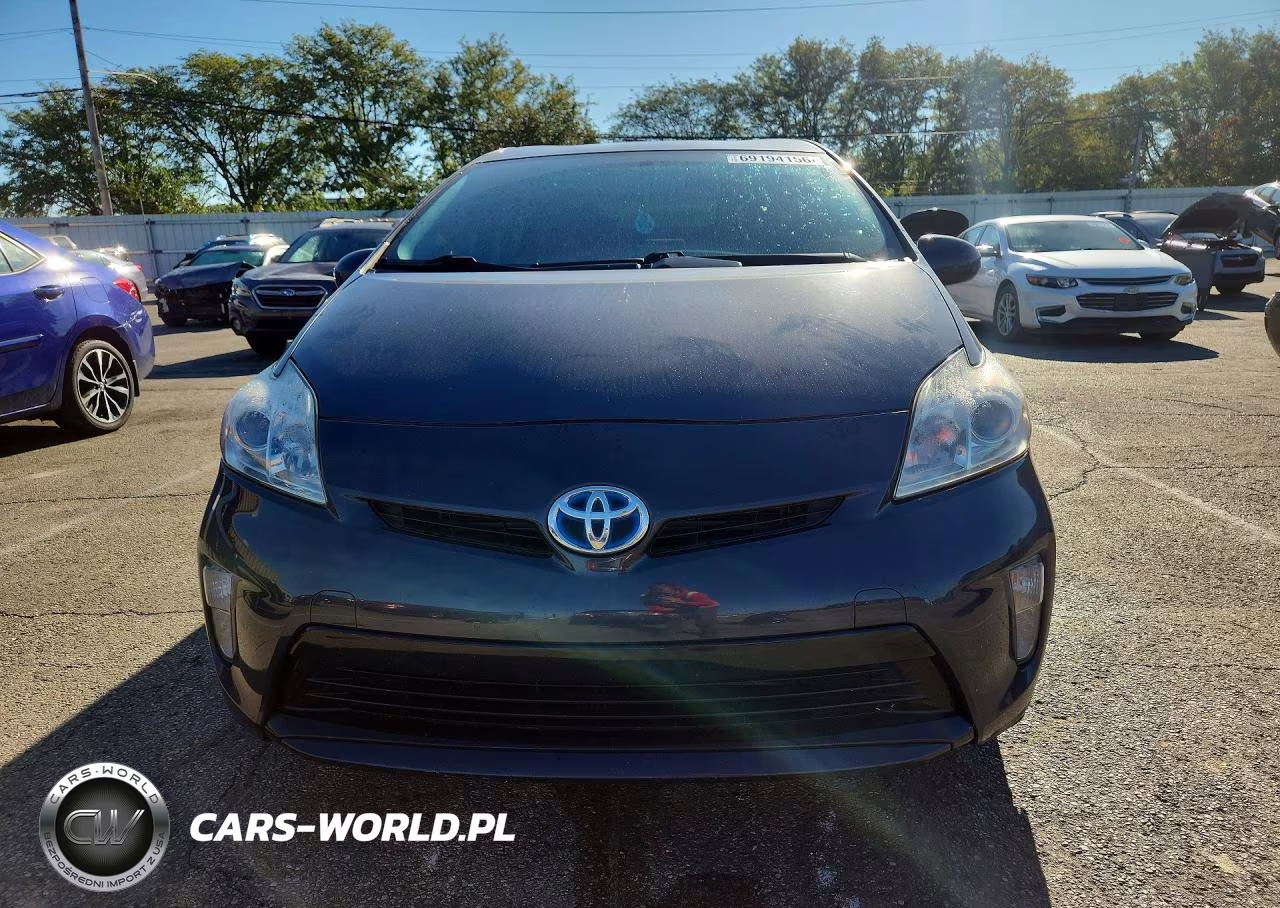 2012 Toyota Prius Two VIN:JTDKN3DU1C5418759 - 5