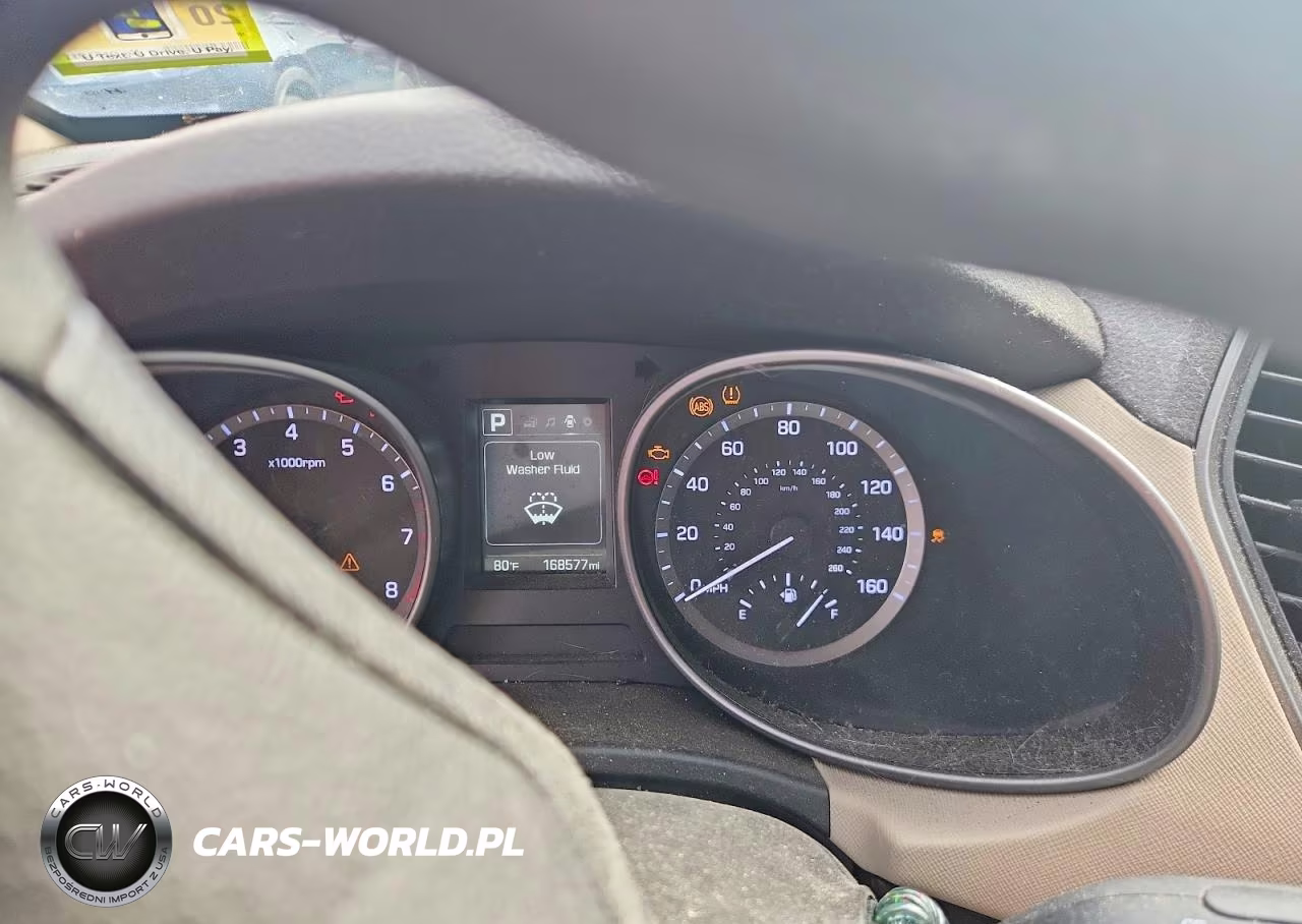 2017 Hyundai Santa Fe Sport 2.4L VIN:5XYZUDLB7HG490927 - 9