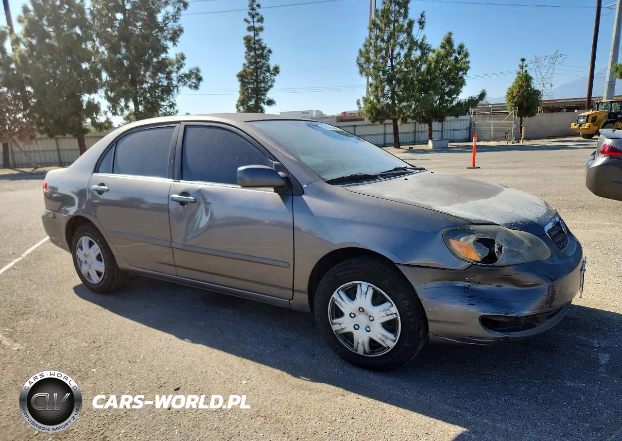 2005 Toyota Corolla Le VIN:1NXBR32E05Z354816 - 4