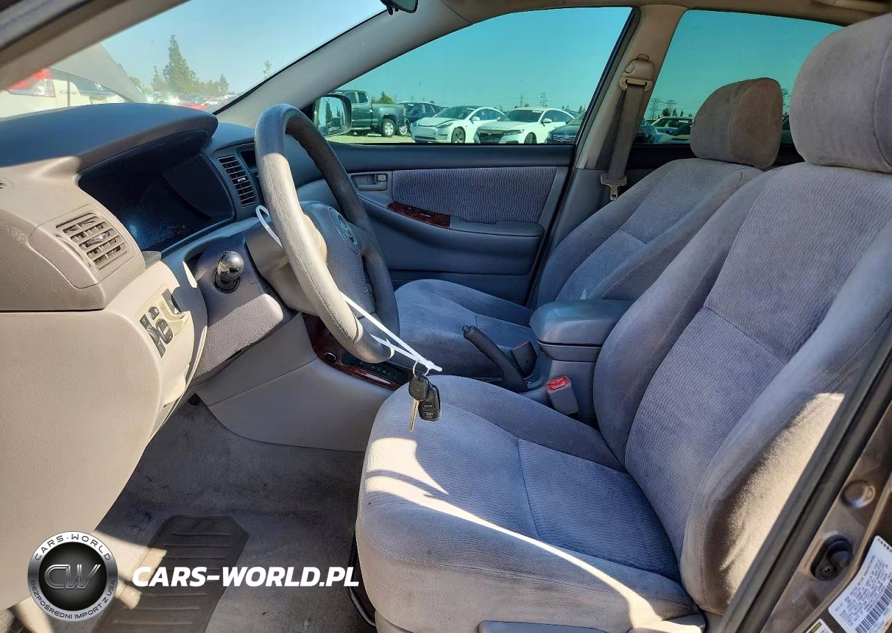2005 Toyota Corolla Le VIN:1NXBR32E05Z354816 - 7