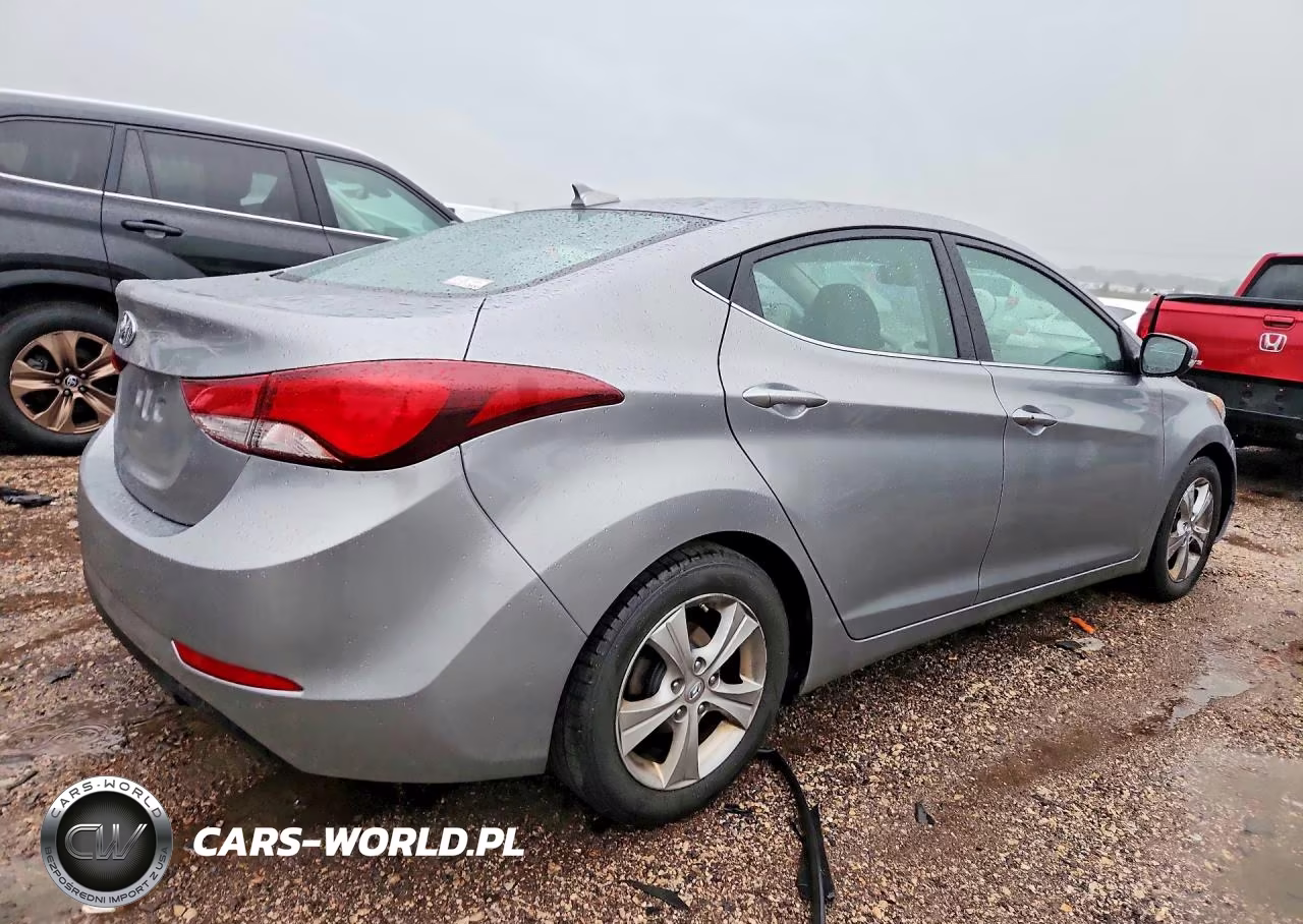2016 Hyundai Elantra Value Edition VIN:KMHDH4AE5GU520995 - 3