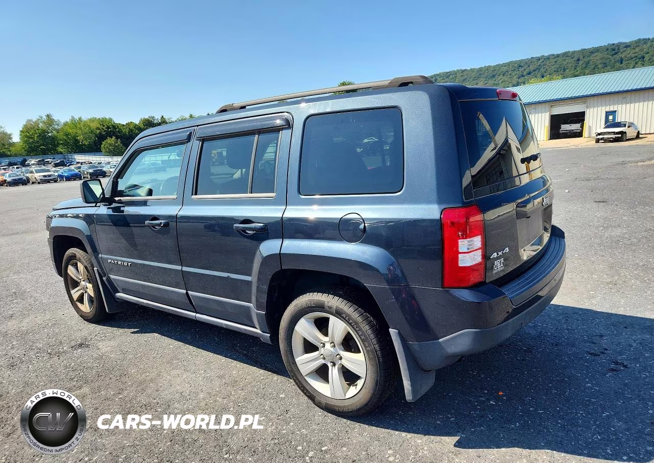 2014 Jeep Patriot Latitude VIN:1C4NJRFB4ED520556 - 2