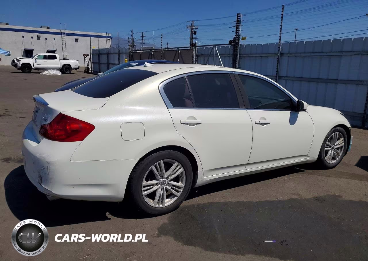 2010 Infiniti G37 Sedan Base VIN:JN1CV6APXAM201690 - 3