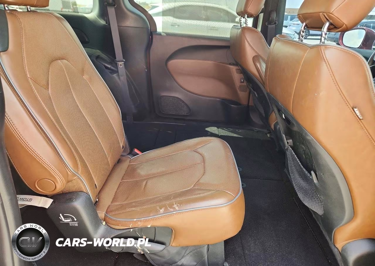 2017 Chrysler Pacifica Limited VIN:2C4RC1GG0HR559640 - 11