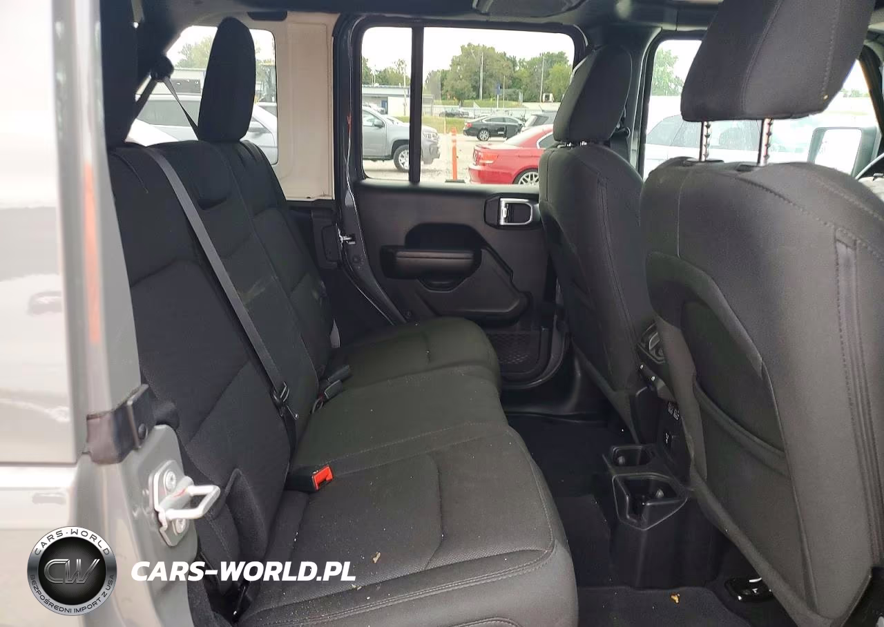 2020 Jeep Wrangler Unlimited Sport VIN:1C4HJXDG5LW284517 - 10