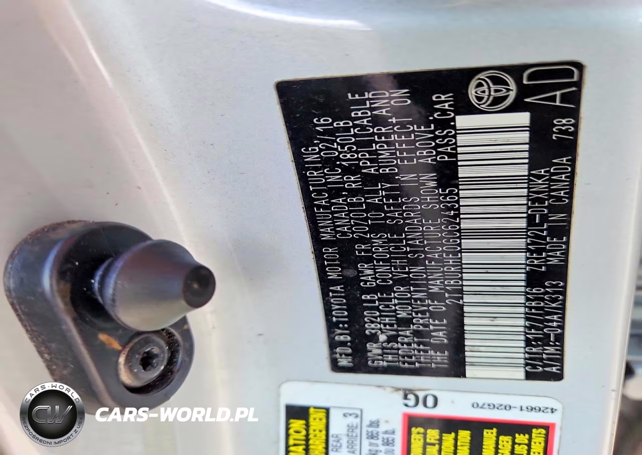 2016 Toyota Corolla Le VIN:2T1BURHE0GC624365 - 12