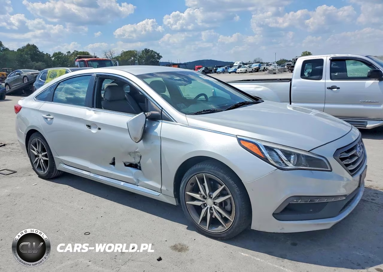 2017 Hyundai Sonata Sport 2.0T VIN:5NPE34AB7HH464020 - 4