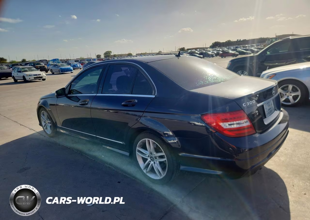 2013 Mercedes-Benz C 300 4Matic VIN:WDDGF8AB6DR242200 - 2