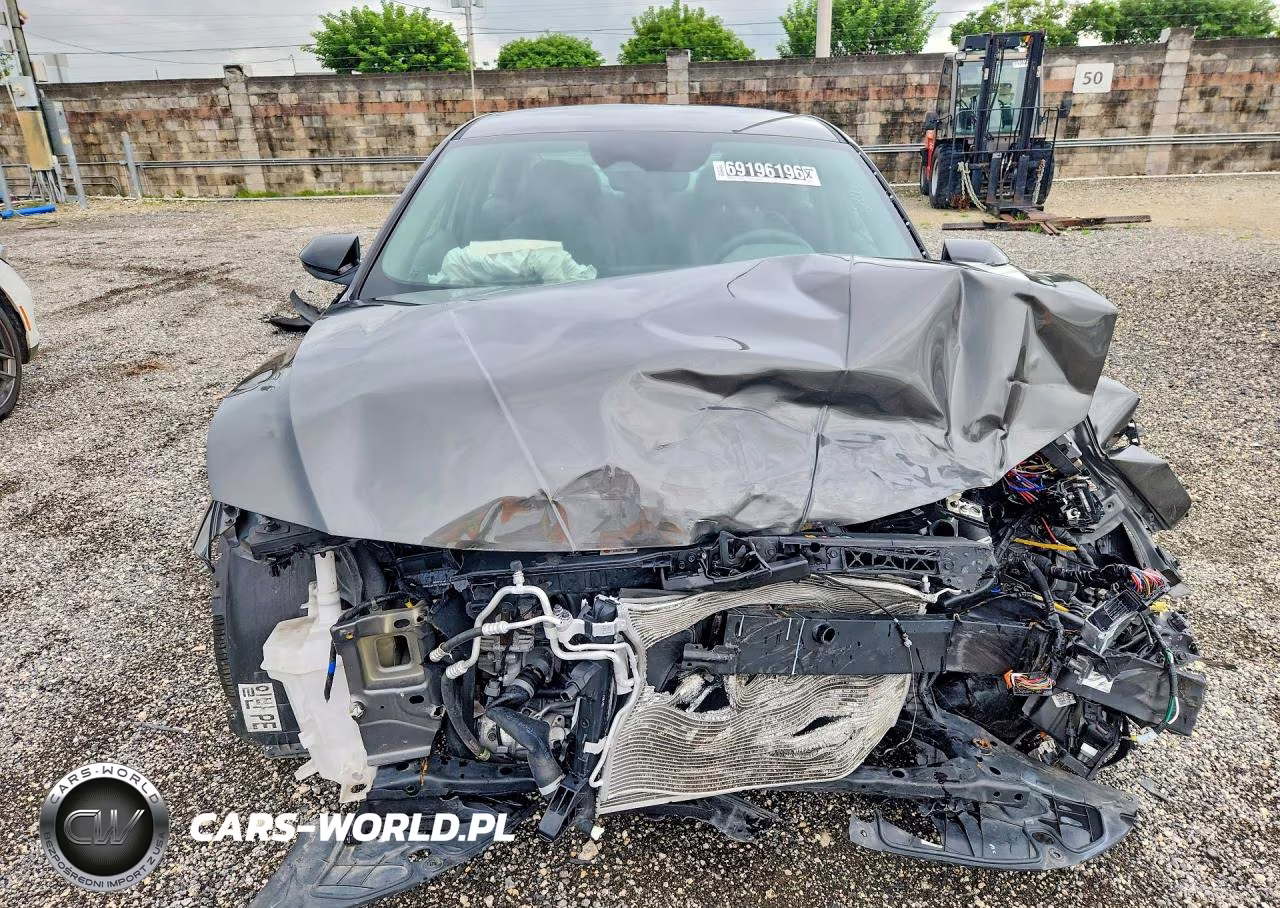 2026 Hyundai Elantra Sel Sport VIN:KMHLM4DG1TU103212 - 5