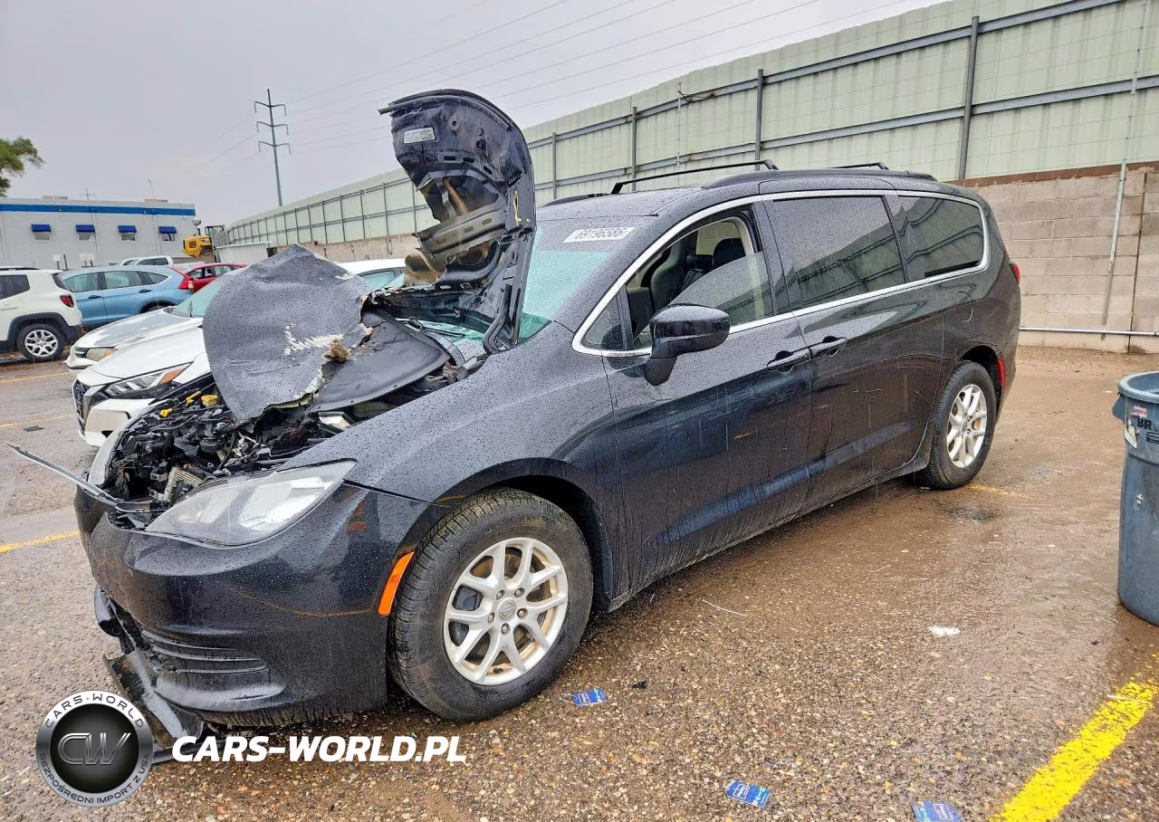 2020 Chrysler Voyager Lxi VIN:2C4RC1DG3LR145121 - 1