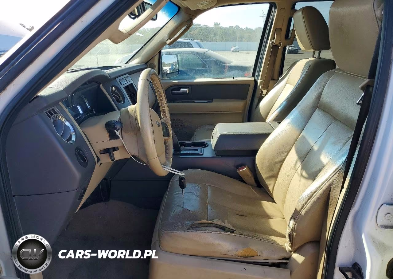 2010 Ford Expedition Xlt VIN:1FMJU1G58AEA15975 - 7