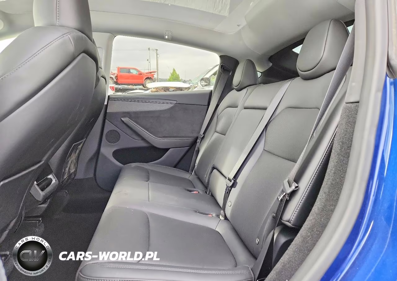 2026 Tesla Model Y VIN:7SAYGDED0TF411540 - 11