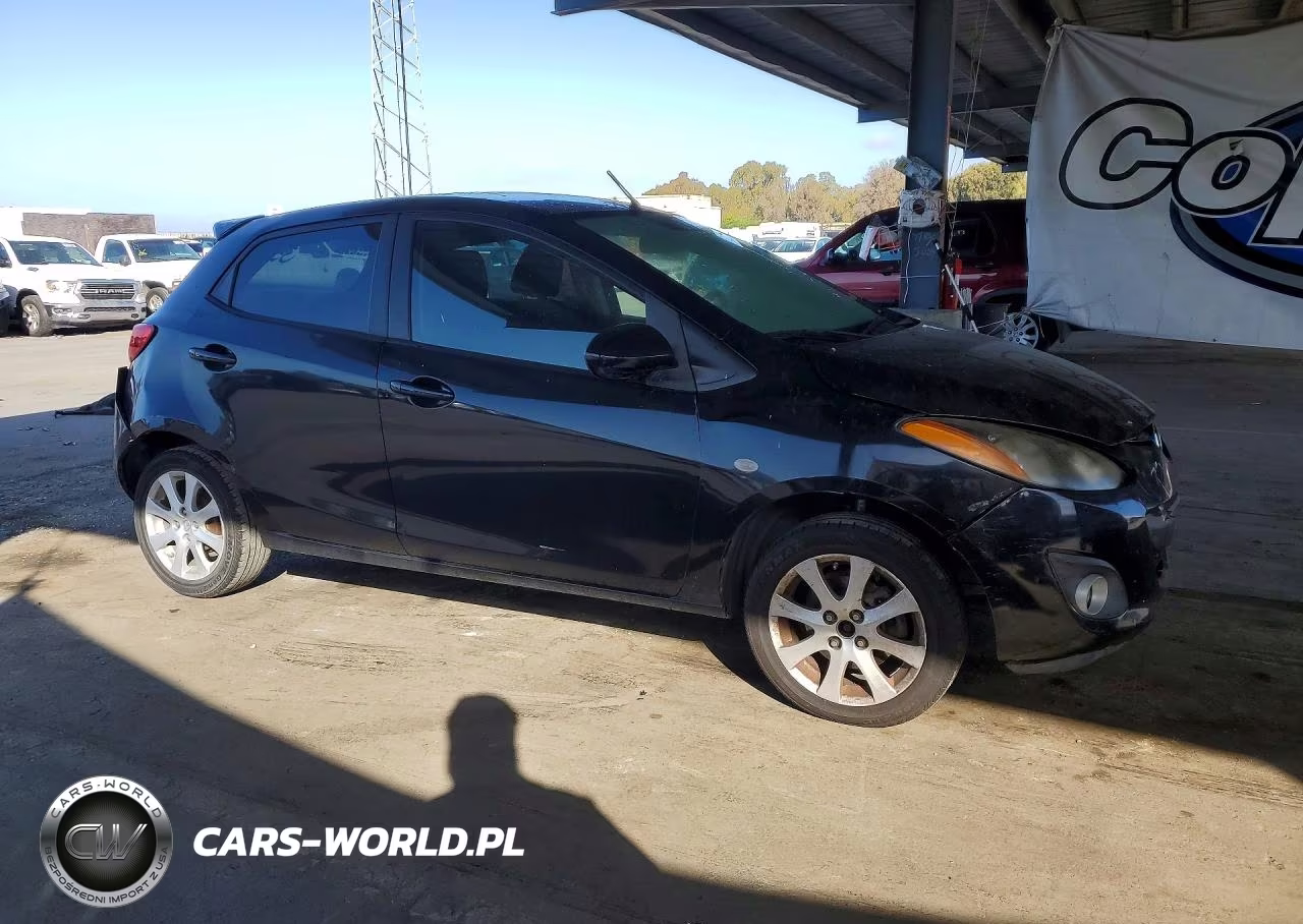 2011 Mazda Mazda2 VIN:JM1DE1HY5B0101685 - 4
