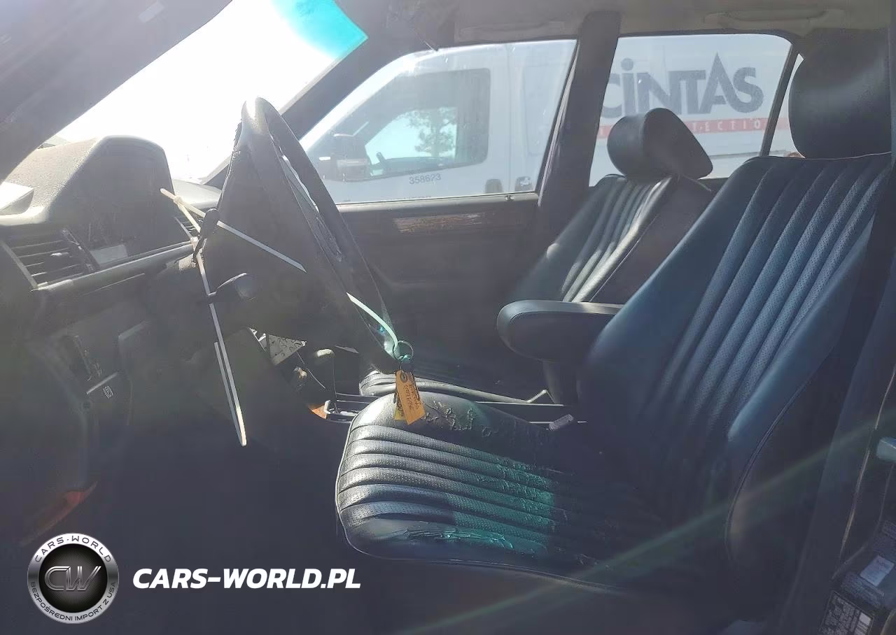 1991 Mercedes-Benz 300 E 2.6 VIN:WDBEA26D4MB298375 - 7