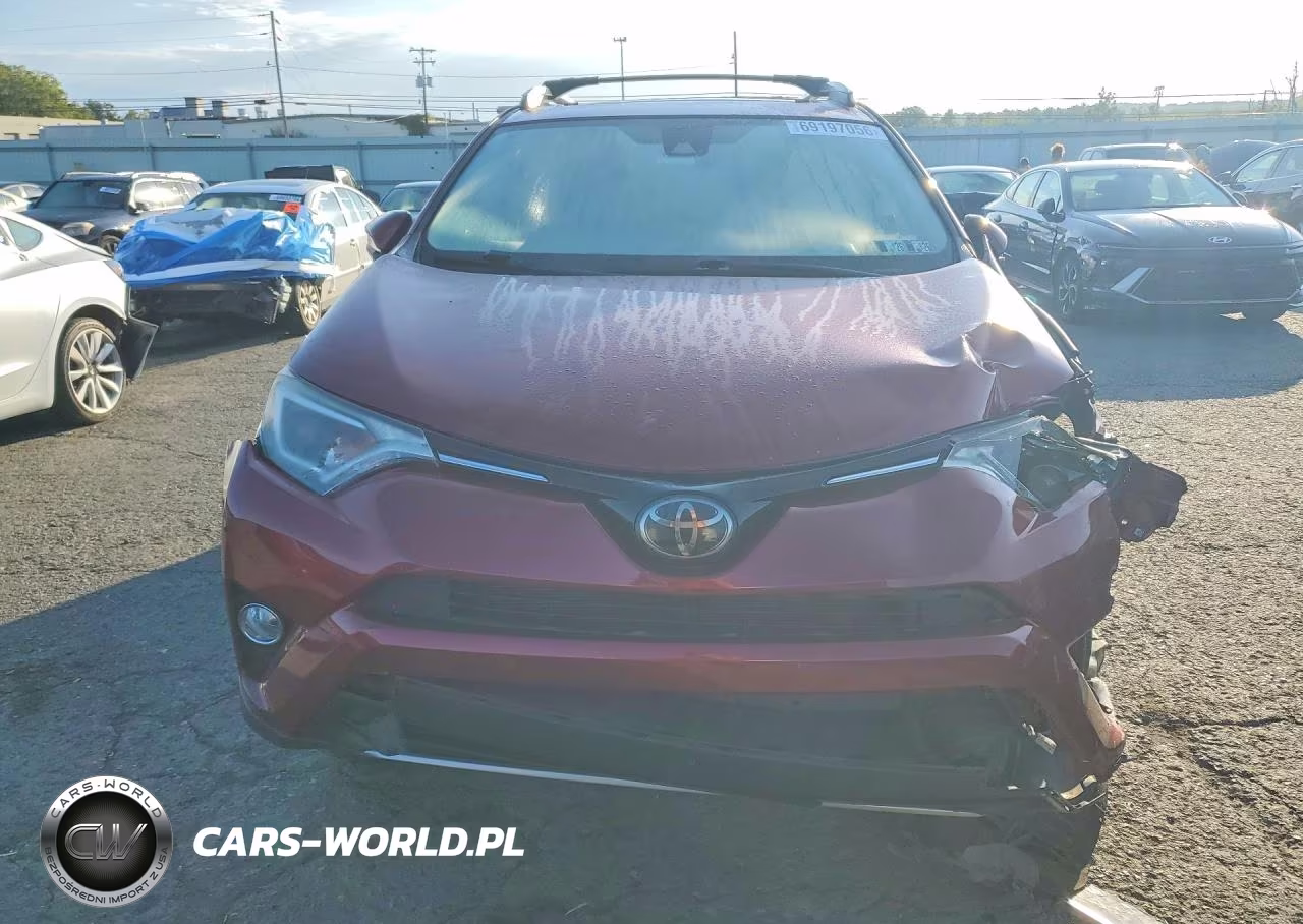 2018 Toyota Rav4 Xle VIN:JTMRFREV5JD238077 - 5