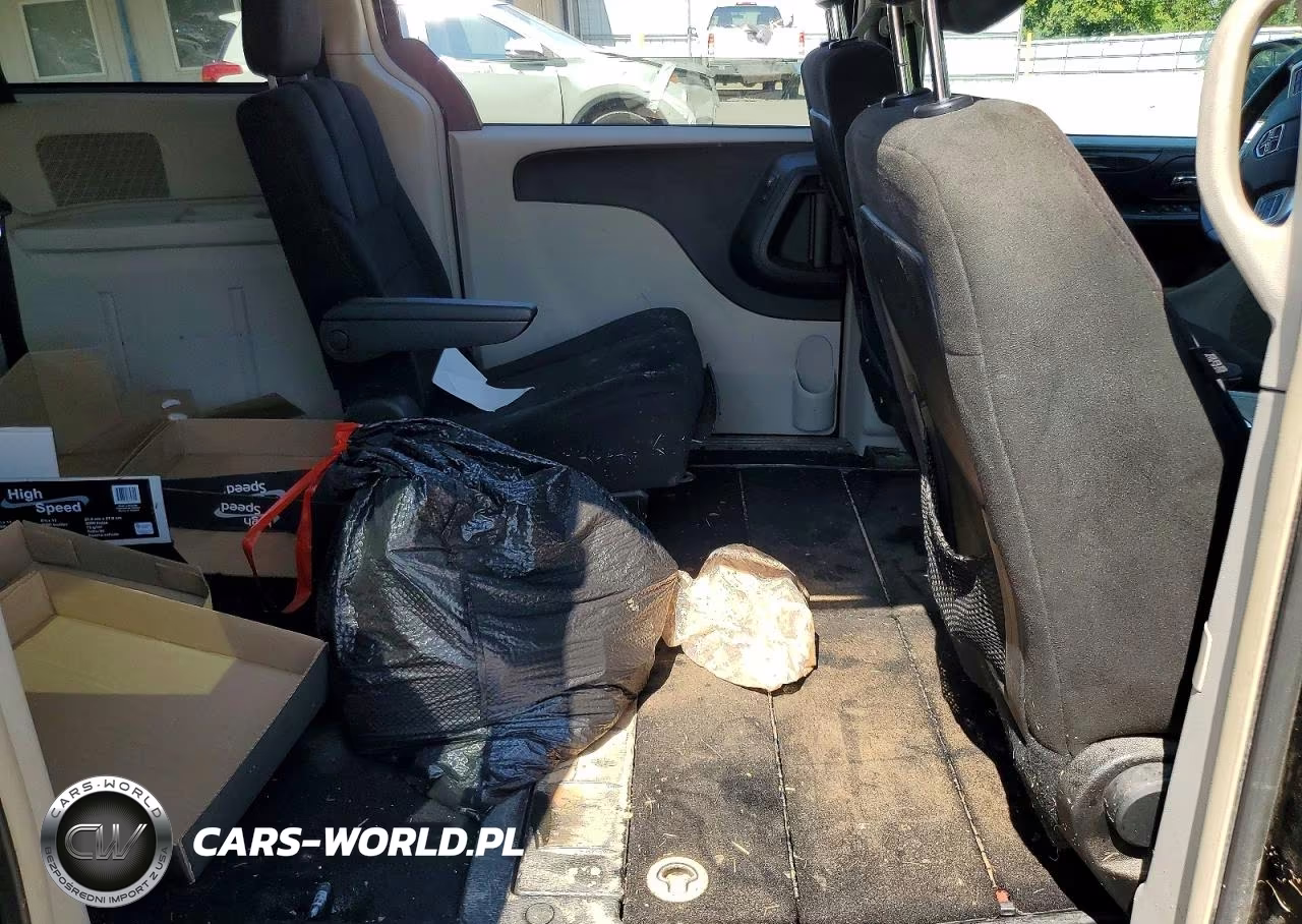 2011 Dodge Grand Caravan Crew VIN:2D4RN5DG7BR738242 - 11