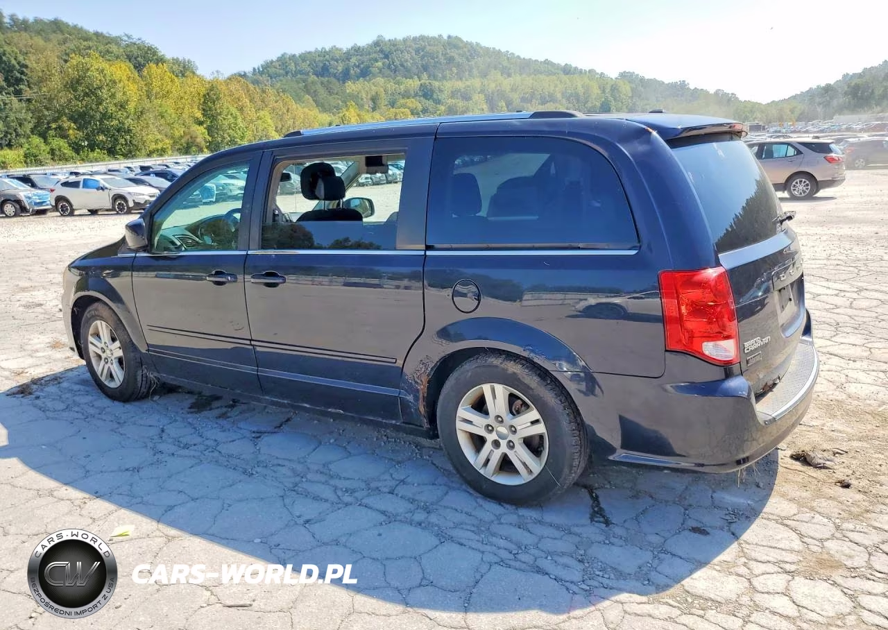 2011 Dodge Grand Caravan Crew VIN:2D4RN5DG7BR738242 - 2