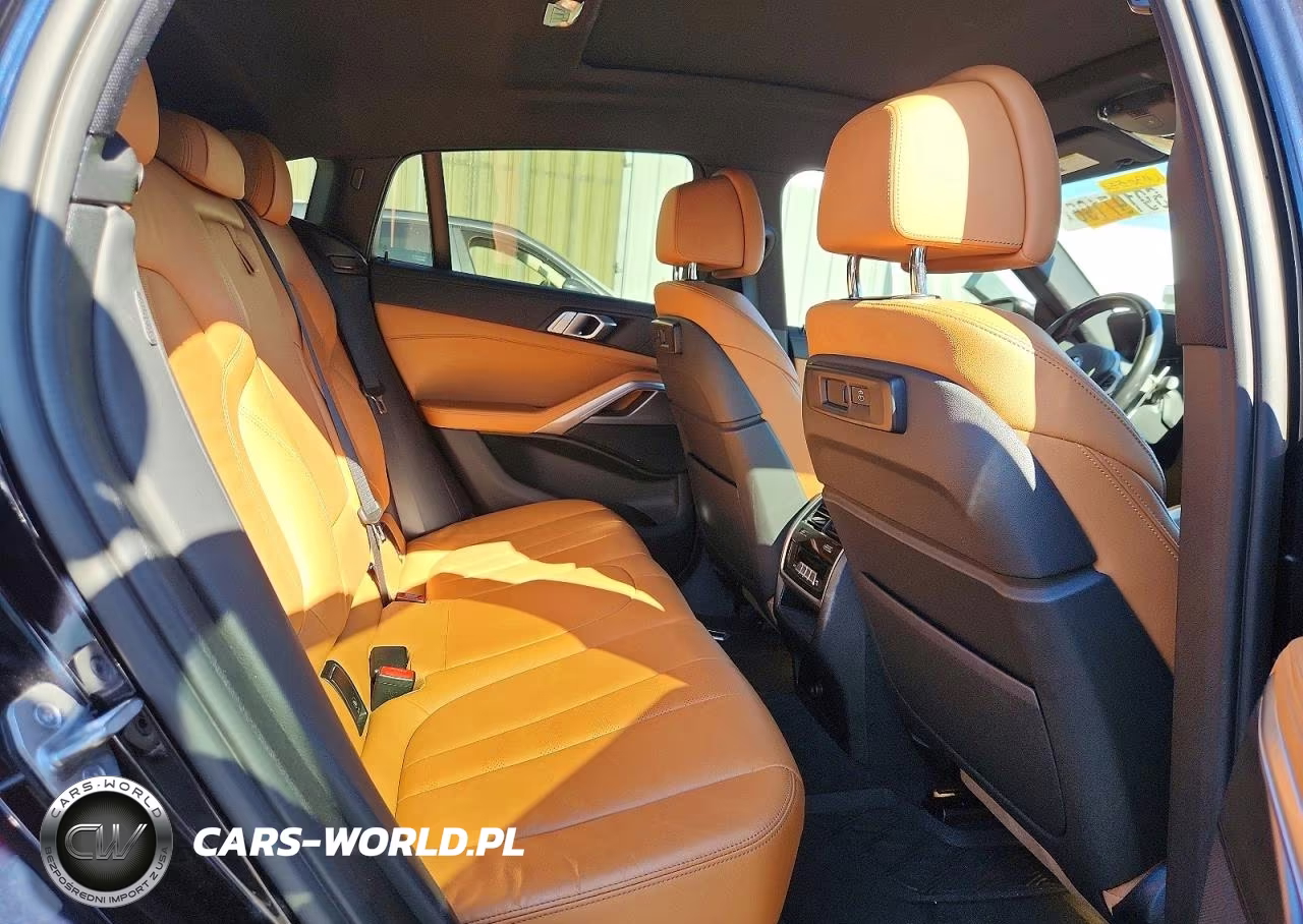 2022 BMW X6 xDrive40I VIN:5UXCY6C03N9J34166 - 11