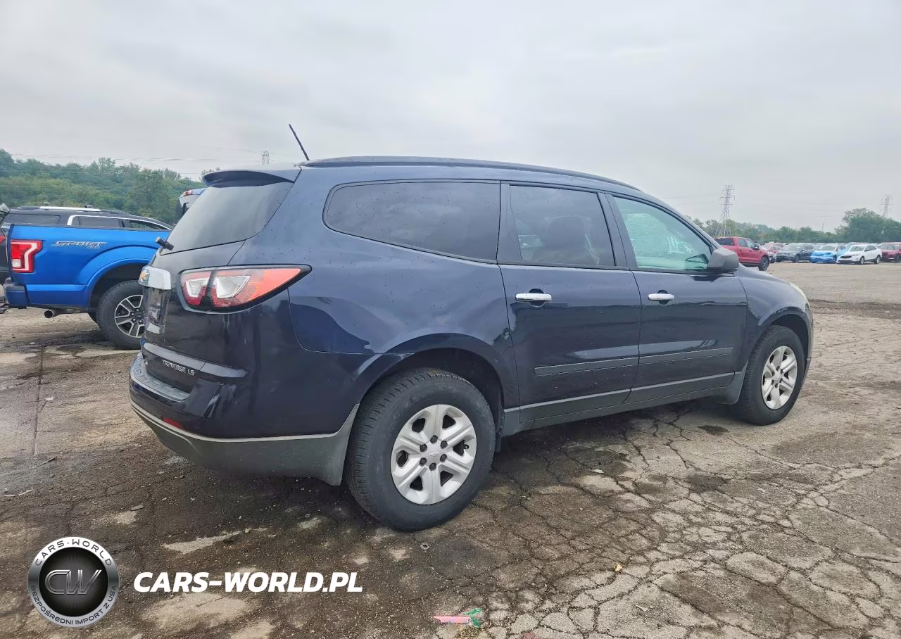 2015 Chevrolet Traverse Ls VIN:1GNKRFKDXFJ256738 - 3