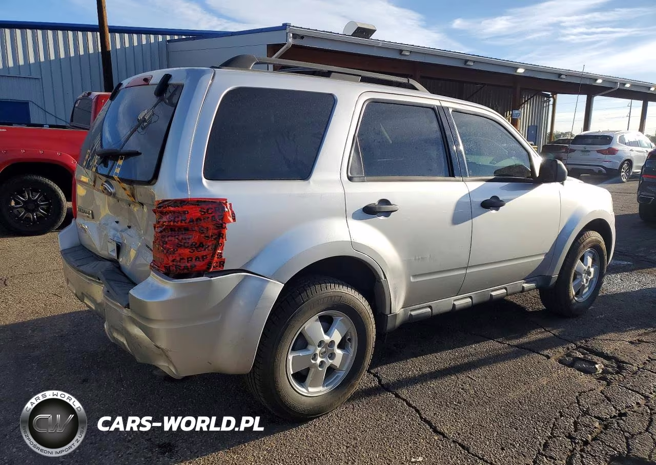 2010 Ford Escape Xlt VIN:1FMCU9D71AKC83619 - 3
