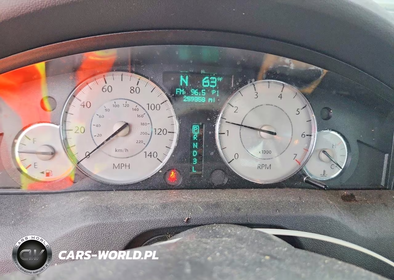 2008 Chrysler 300 Limited VIN:2C3KA33G08H193164 - 9