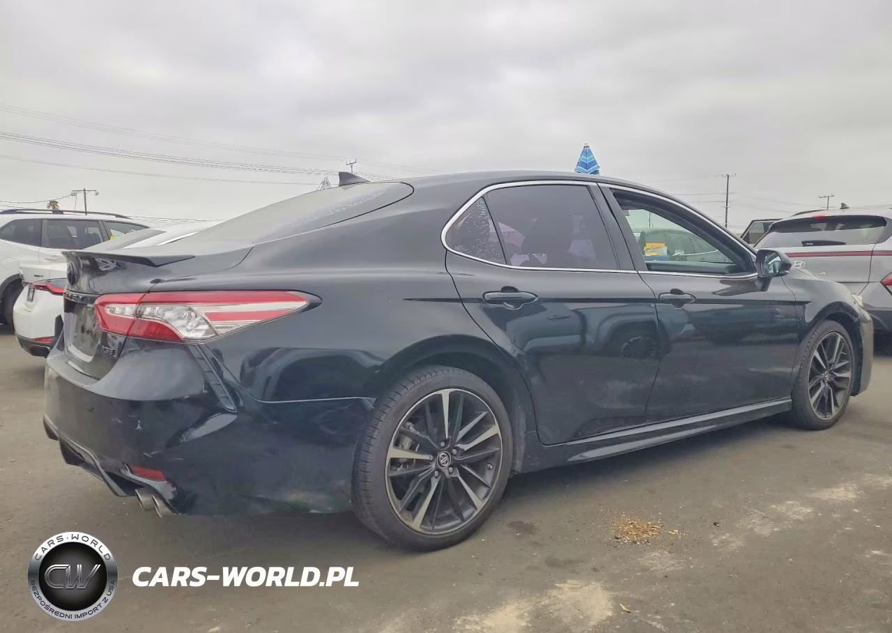 2019 Toyota Camry Xse VIN:4T1B61HK6KU253821 - 3
