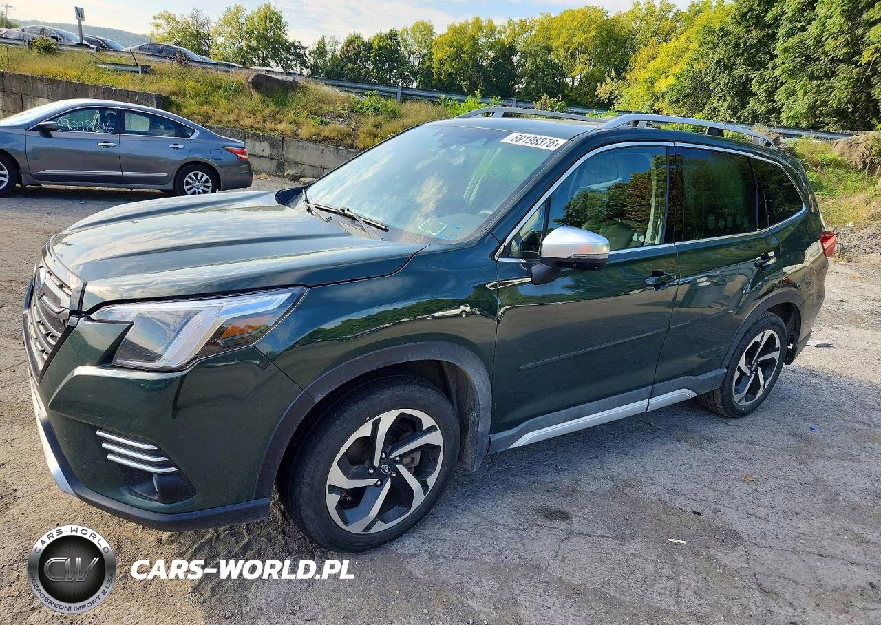 2023 Subaru Forester Touring