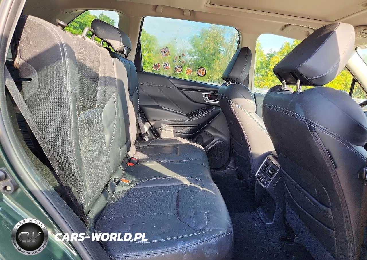 2023 Subaru Forester Touring VIN:JF2SKARC8PH478122 - 10