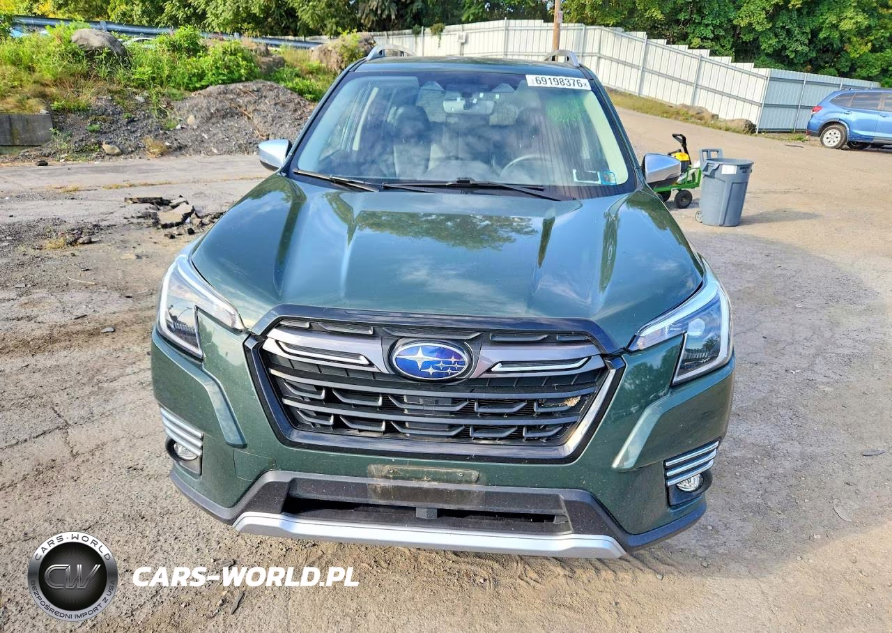 2023 Subaru Forester Touring VIN:JF2SKARC8PH478122 - 5