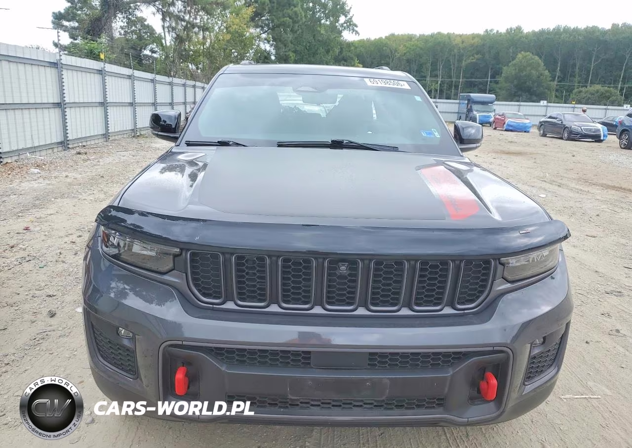 2022 Jeep Grand Cherokee Trailhawk VIN:1C4RJHCG1N8610817 - 5