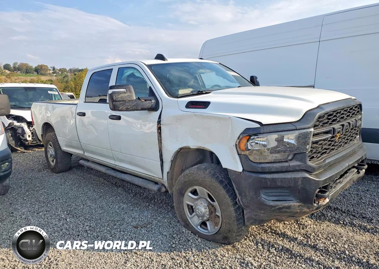 2023 Ram 2500 Tradesman VIN:3C6UR5HJ8PG584050 - 4