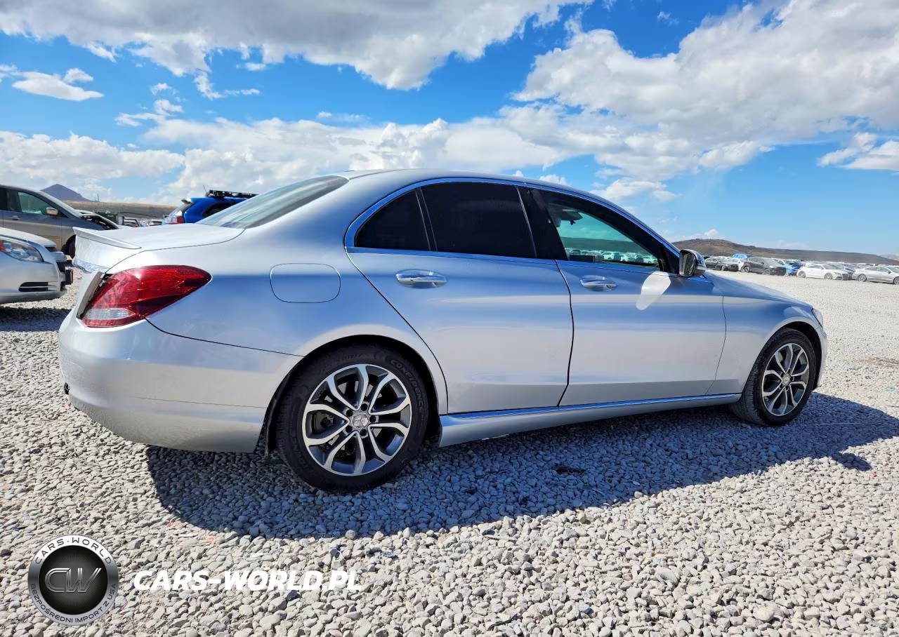 2016 Mercedes-Benz C 300 VIN:55SWF4JB6GU146736 - 3