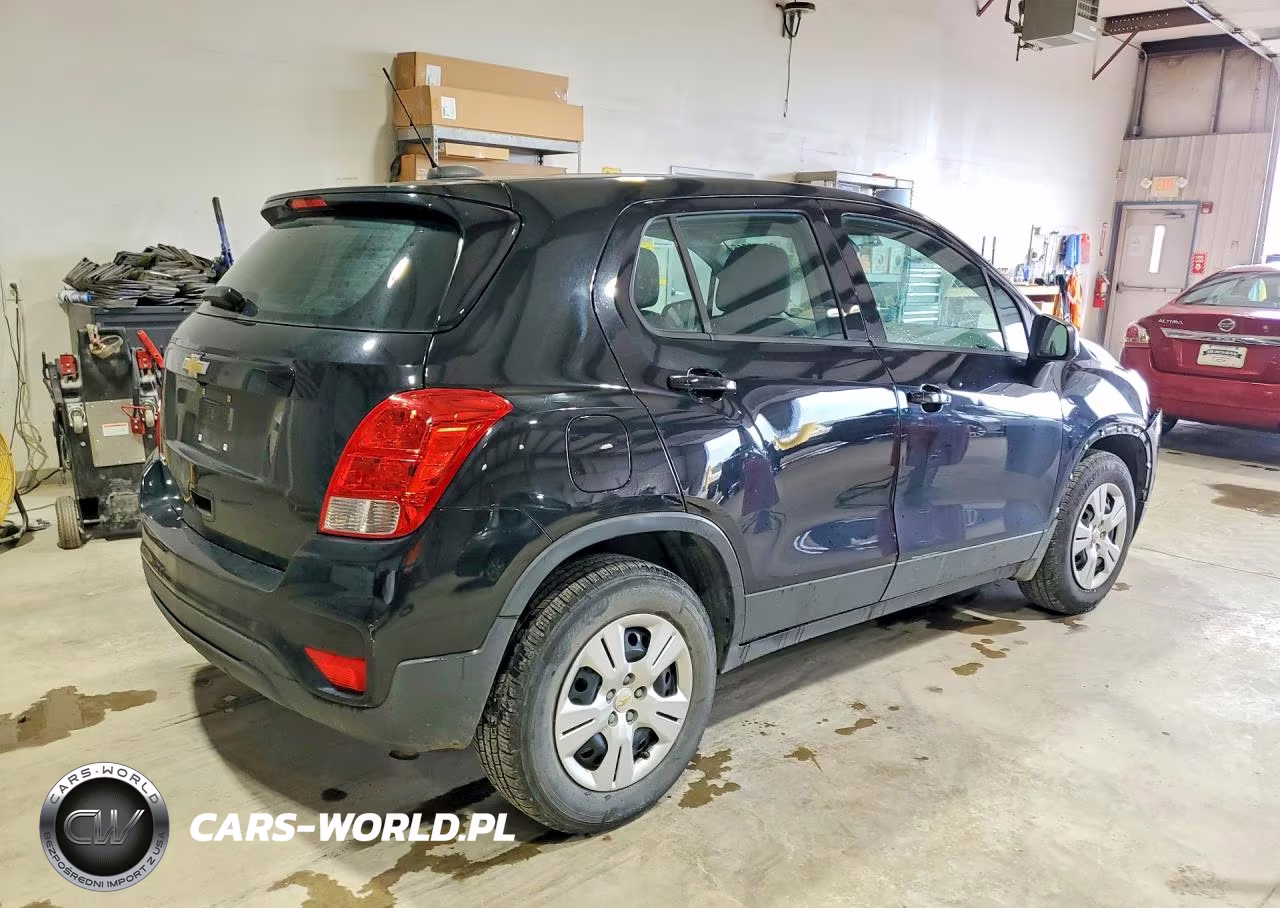 2018 Chevrolet Trax Ls VIN:3GNCJKSB4JL416343 - 3
