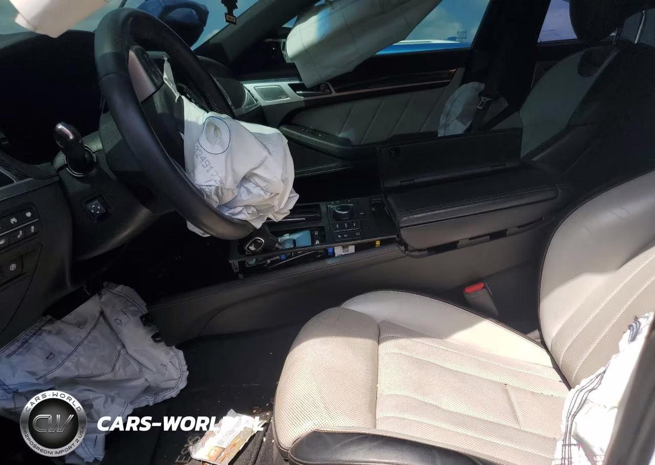 2018 Genesis G80 Sport VIN:KMHGN4JBXJU232327 - 7
