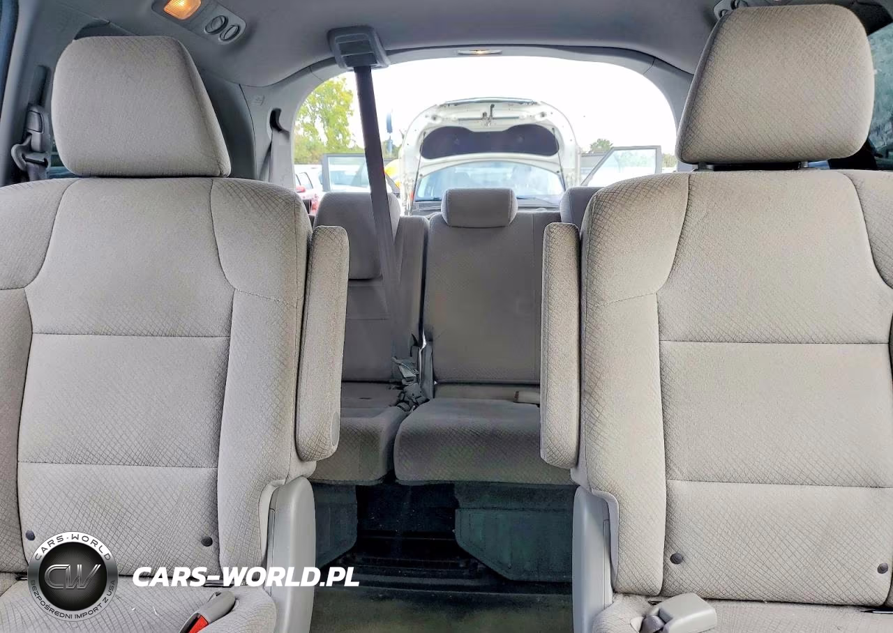 2016 Honda Odyssey Lx VIN:5FNRL5H23GB109615 - 10
