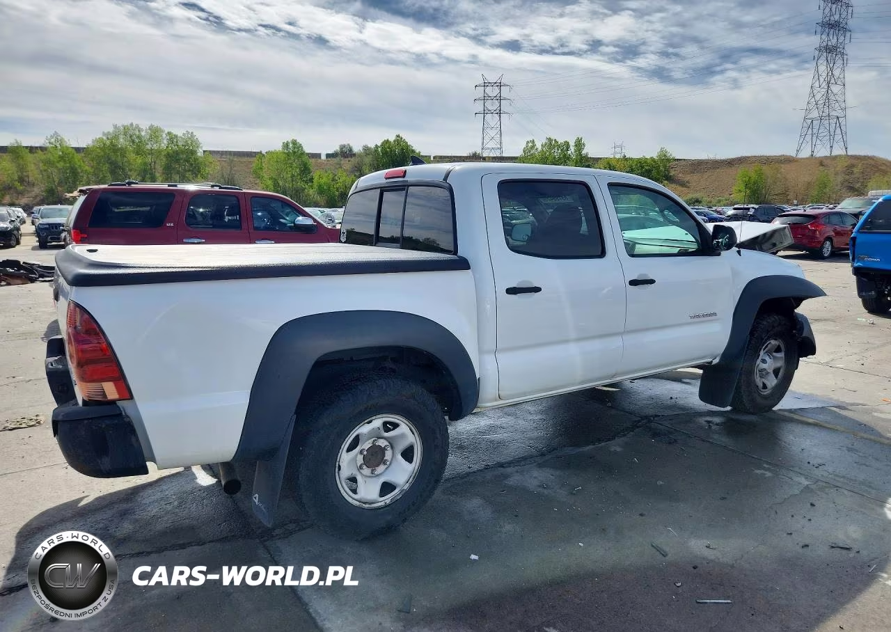 2012 Toyota Tacoma V6 VIN:5TFLU4EN9CX046645 - 3