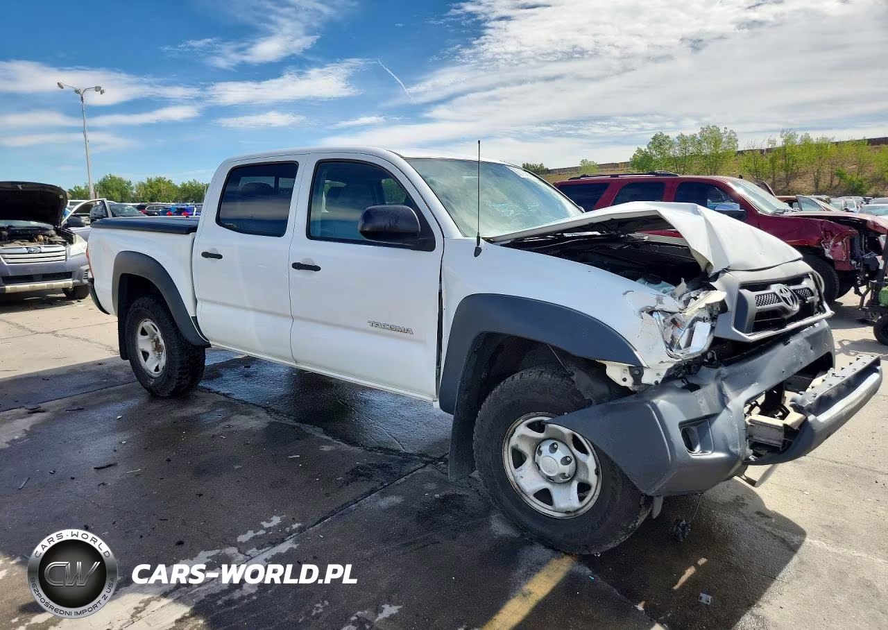 2012 Toyota Tacoma V6 VIN:5TFLU4EN9CX046645 - 4