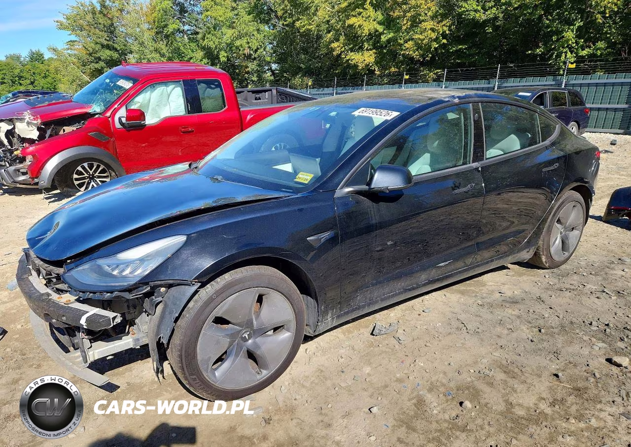 2018 Tesla Model 3 – zdjęcie 1 z 13