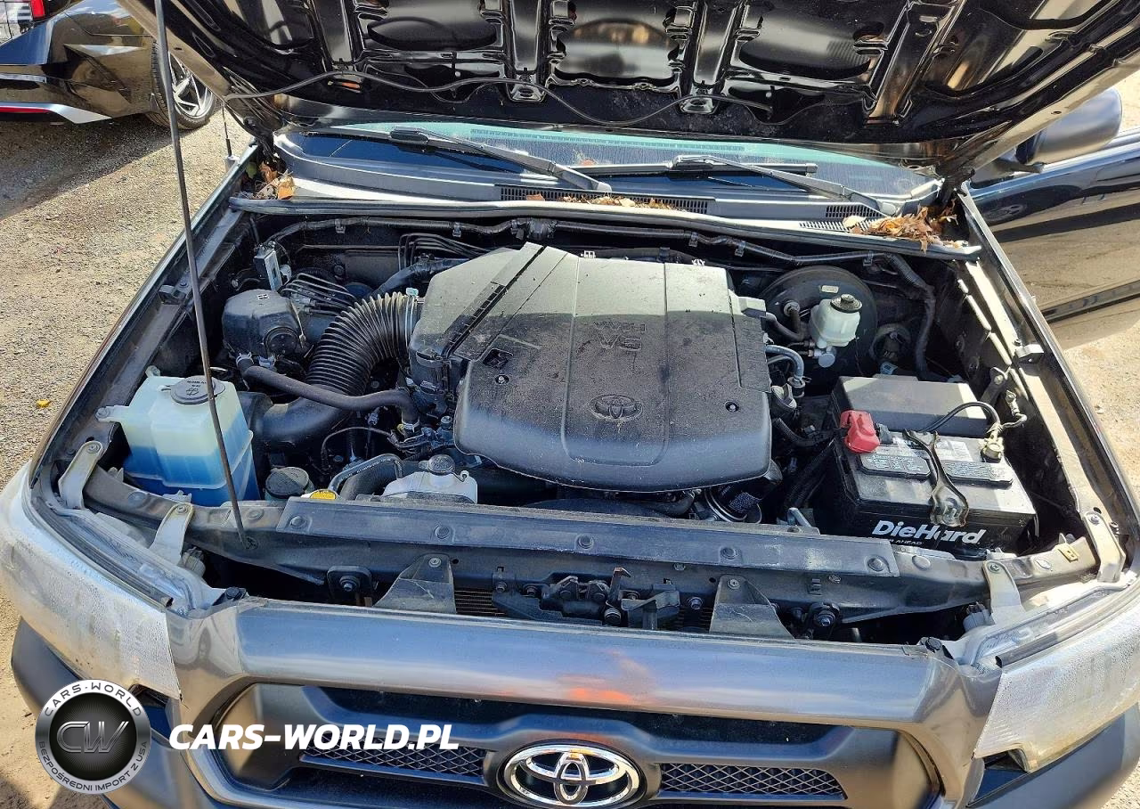 2015 Toyota Tacoma V6 VIN:5TFUU4ENXFX135536 - 11