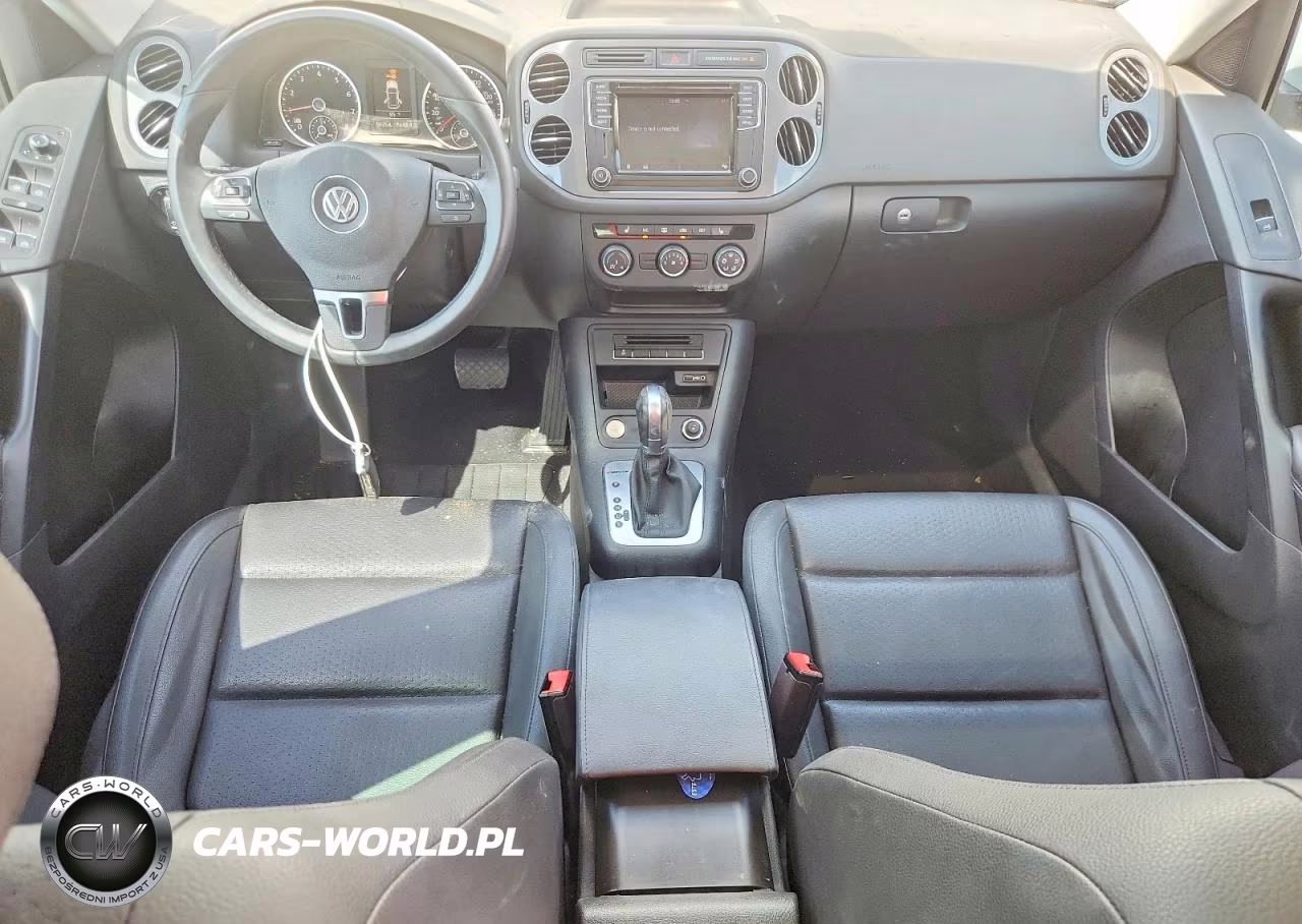 2017 Volkswagen Tiguan Wolfsburg VIN:WVGSV7AXXHK021142 - 8