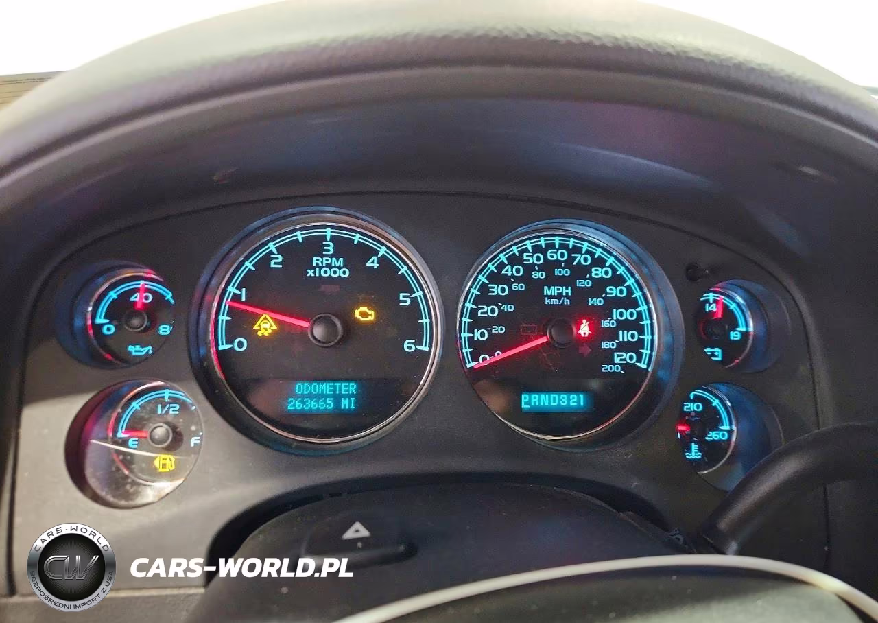 2008 Chevrolet Suburban K1500 Ls VIN:1GNFK16358J126105 - 9
