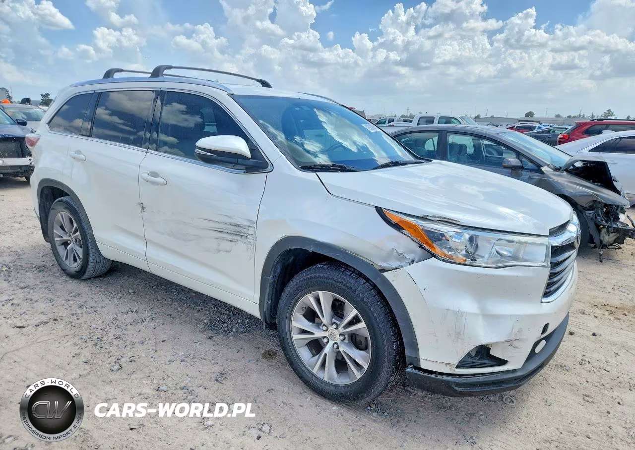 2014 Toyota Highlander Xle VIN:5TDKKRFH2ES030514 - 4