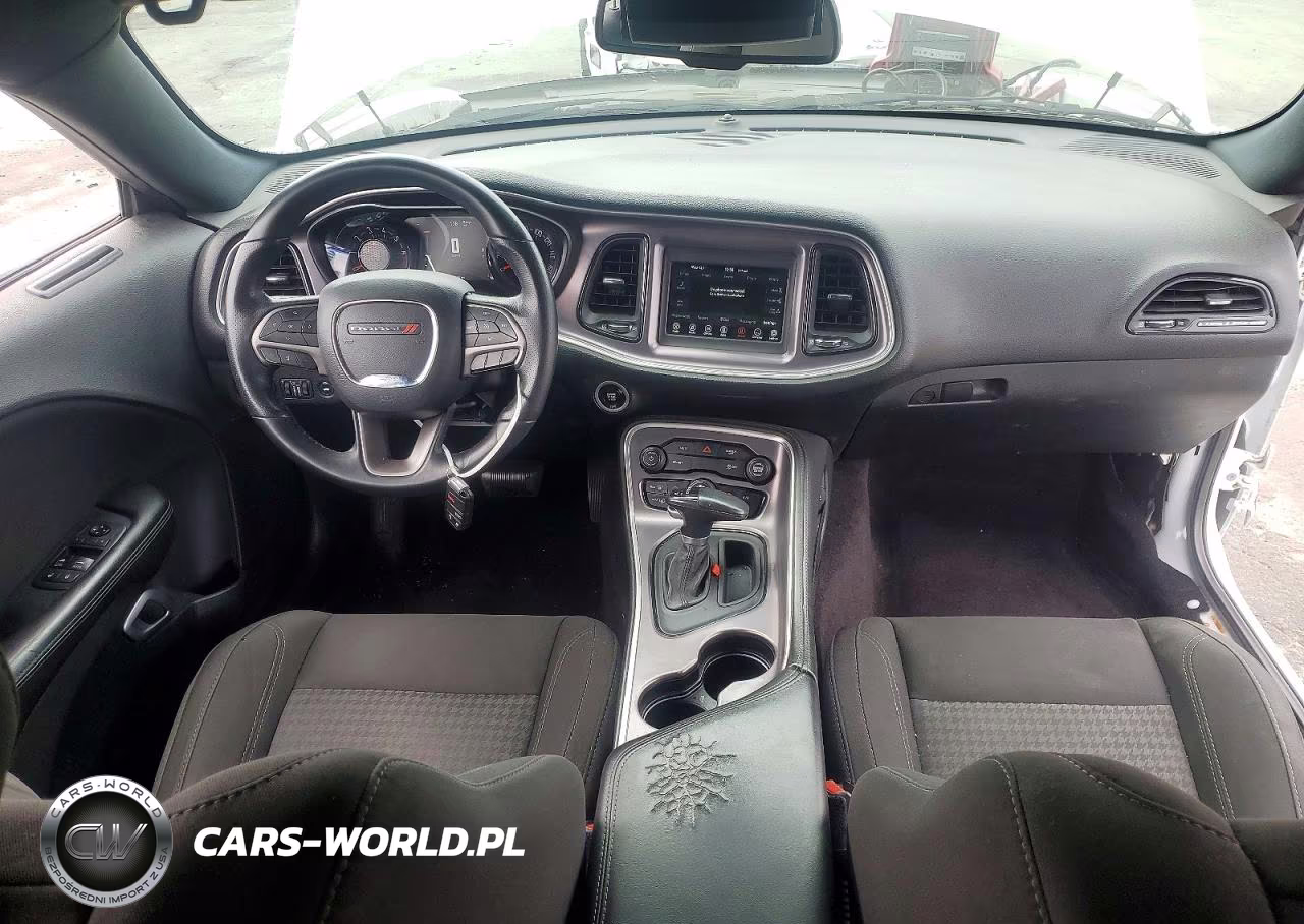 2019 Dodge Challenger Sxt VIN:2C3CDZAG3KH501307 - 8