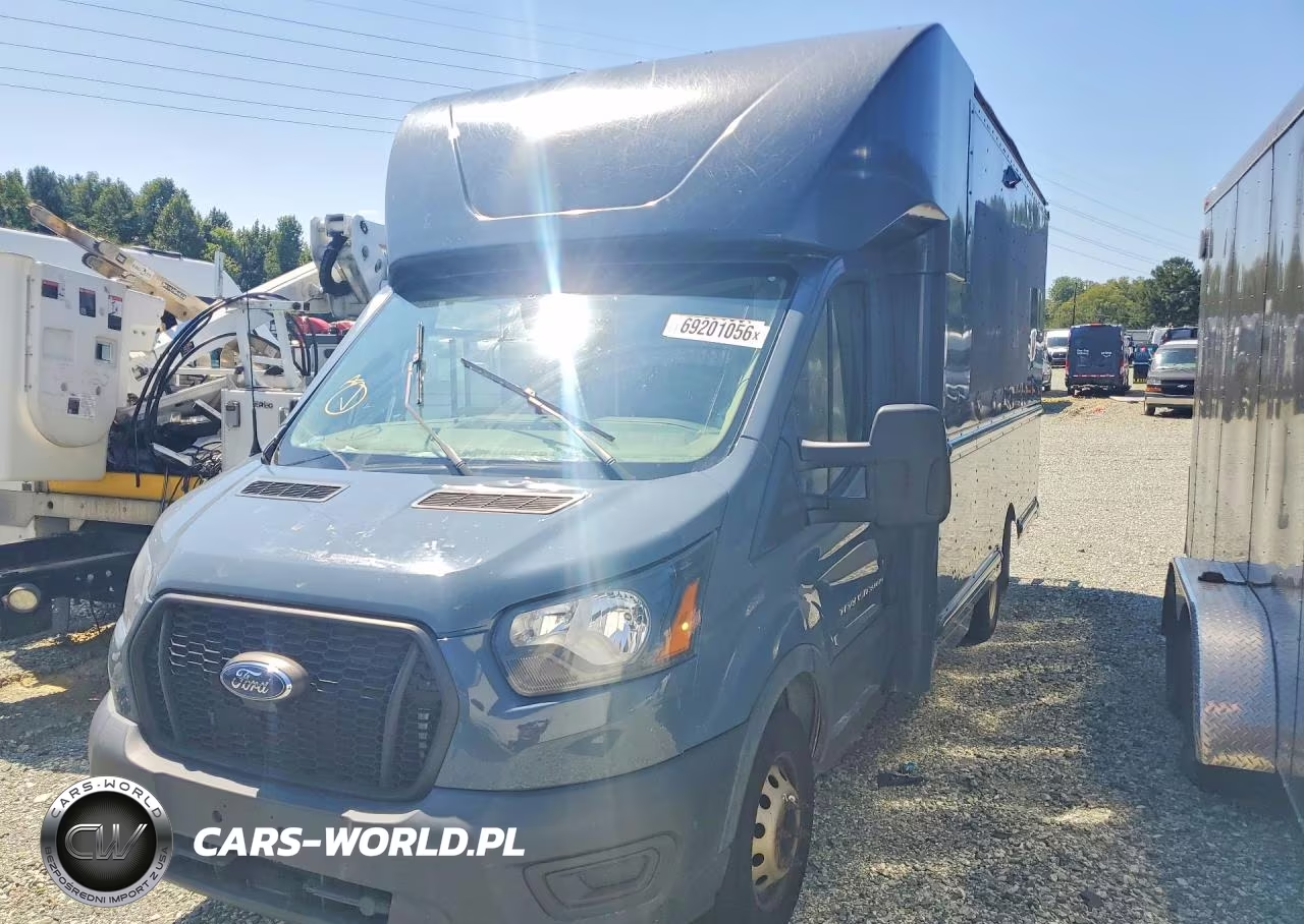2021 Ford Transit Delivery Truck – zdjęcie 1 z 13