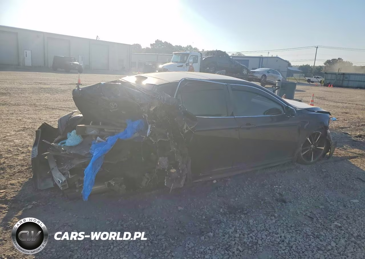 2020 Toyota Camry Xse VIN:4T1K61AK5LU987684 - 3