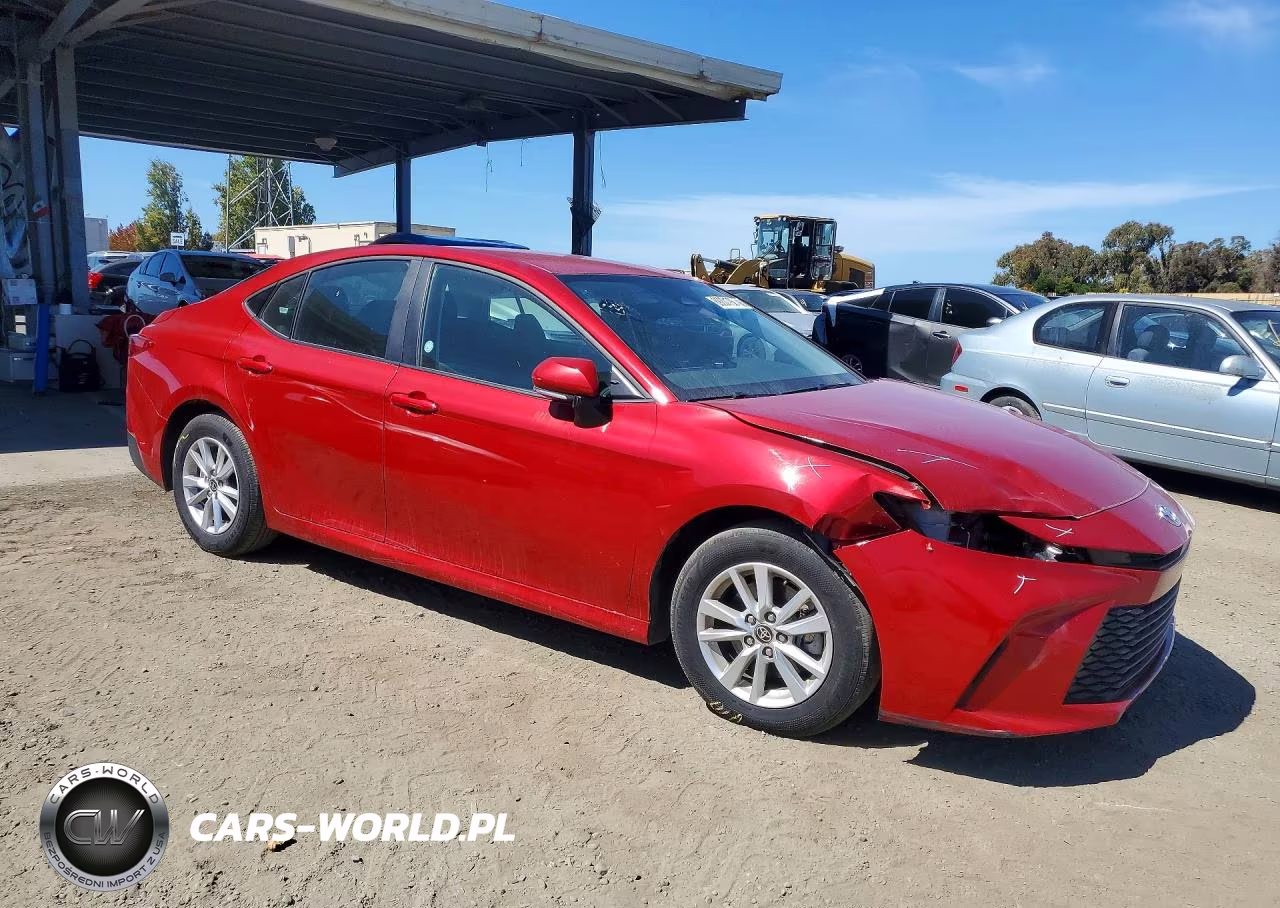 2025 Toyota Camry Le VIN:4T1DAACK4SU116729 - 4