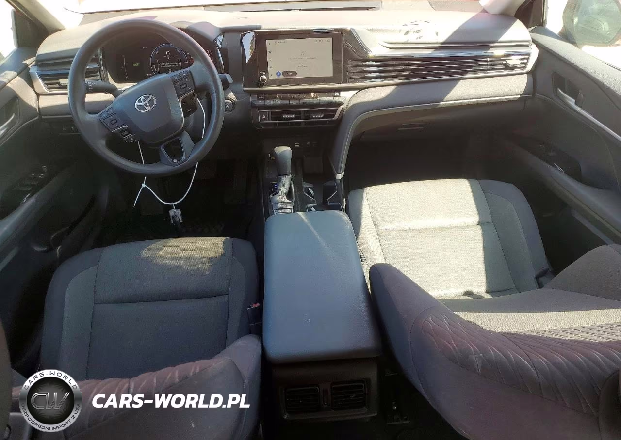 2025 Toyota Camry Le VIN:4T1DAACK4SU116729 - 8