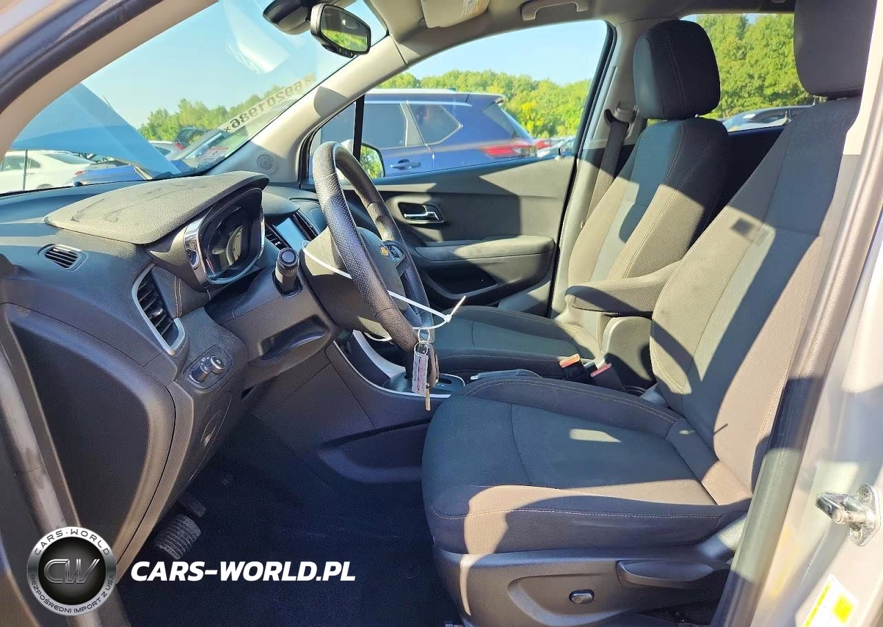 2021 Chevrolet Trax Ls VIN:KL7CJKSB3MB302717 - 7