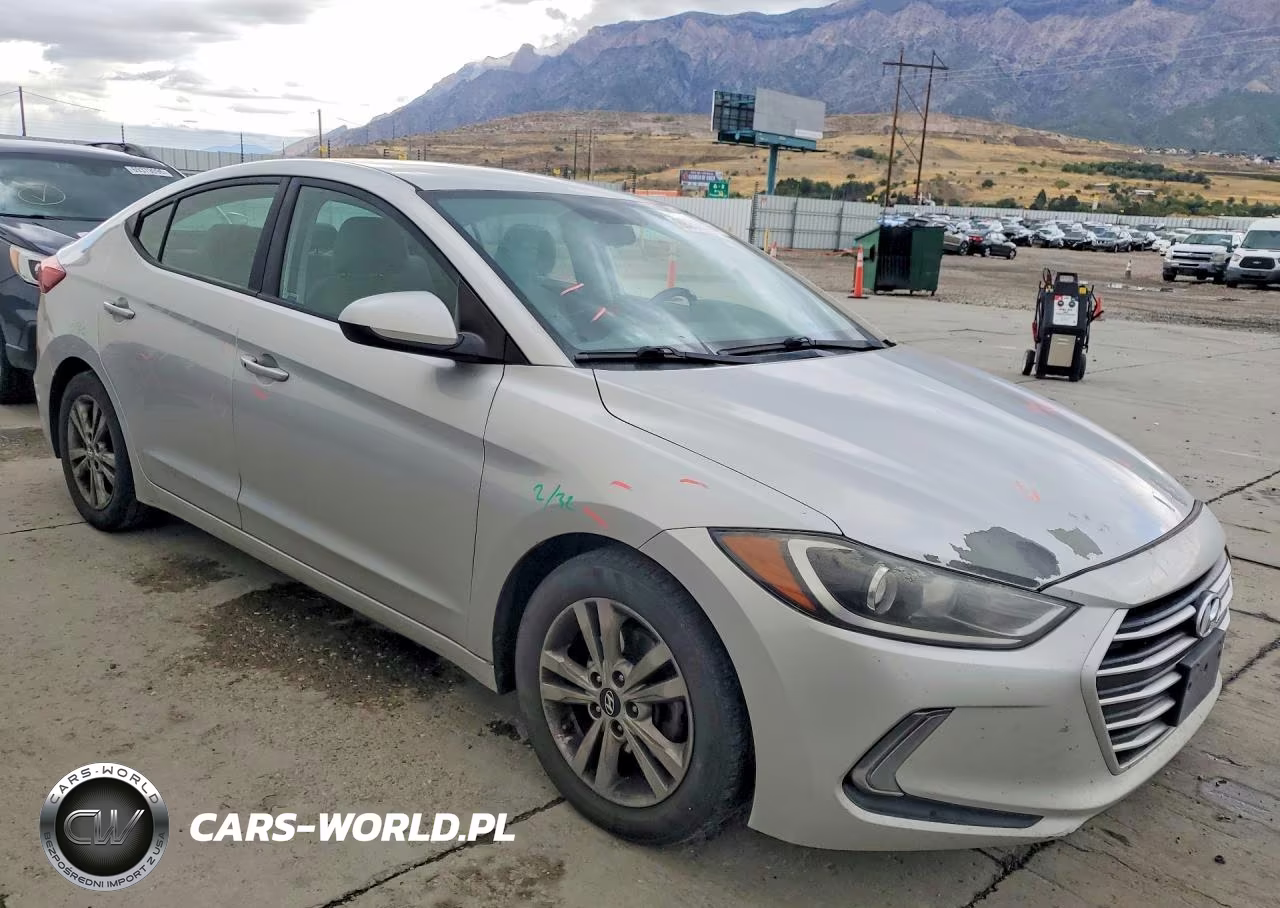 2017 Hyundai Elantra Se VIN:5NPD84LF8HH102694 - 4