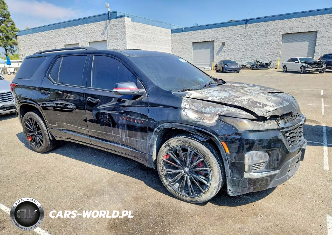 2023 Chevrolet Traverse Premier VIN:1GNEVKKW8PJ219904 - 4